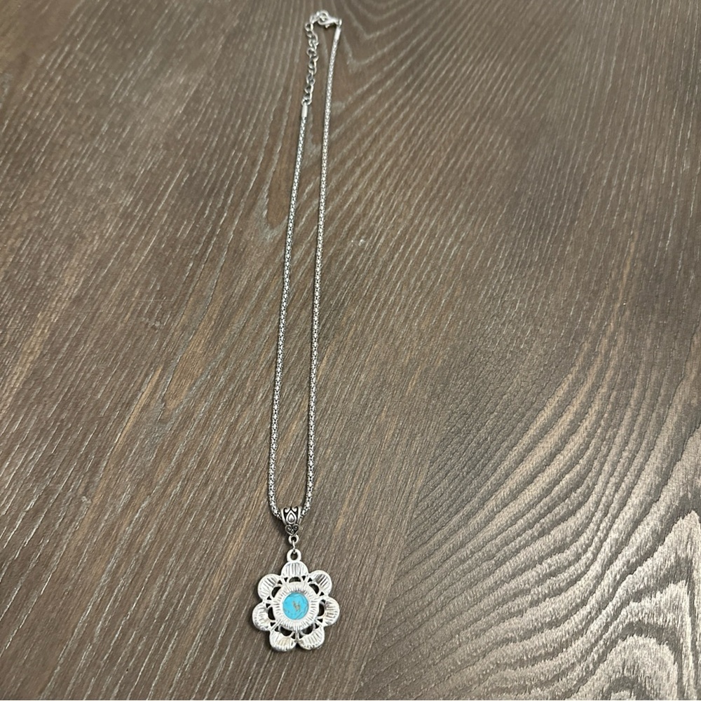 Vintage Bijoux By Meera Silver Turquoise Flower Pendant 18-23" Silvertone Chain - Picture 4 of 5
